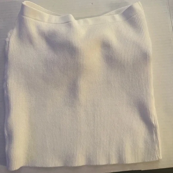 Twisted White Strapless Knit Tank Top White Knit Bandeau crop Top. Large - Picture 9 of 9